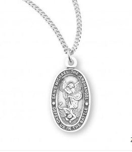 St Michael High Profile SS Small Oval Necklace